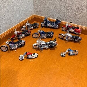Assorted Die Cast Motorcycle Toy Collectible Set
